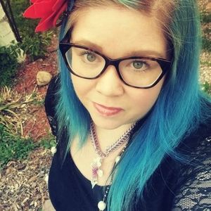 Meet your Posher, Healy